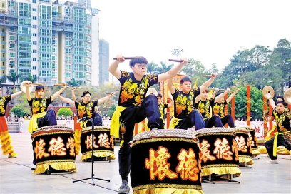 龍騰獅躍麒麟舞 非遺文化鬧元宵