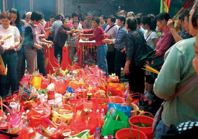 “辭沙”祭祀活動場面